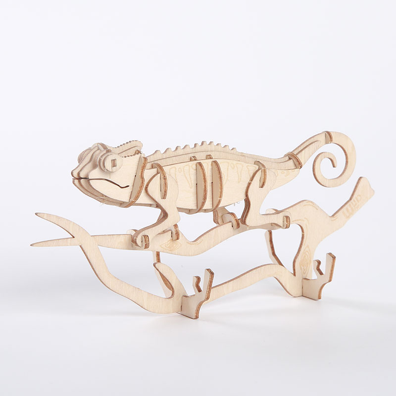 3D Wooden Puzzle Chameleon